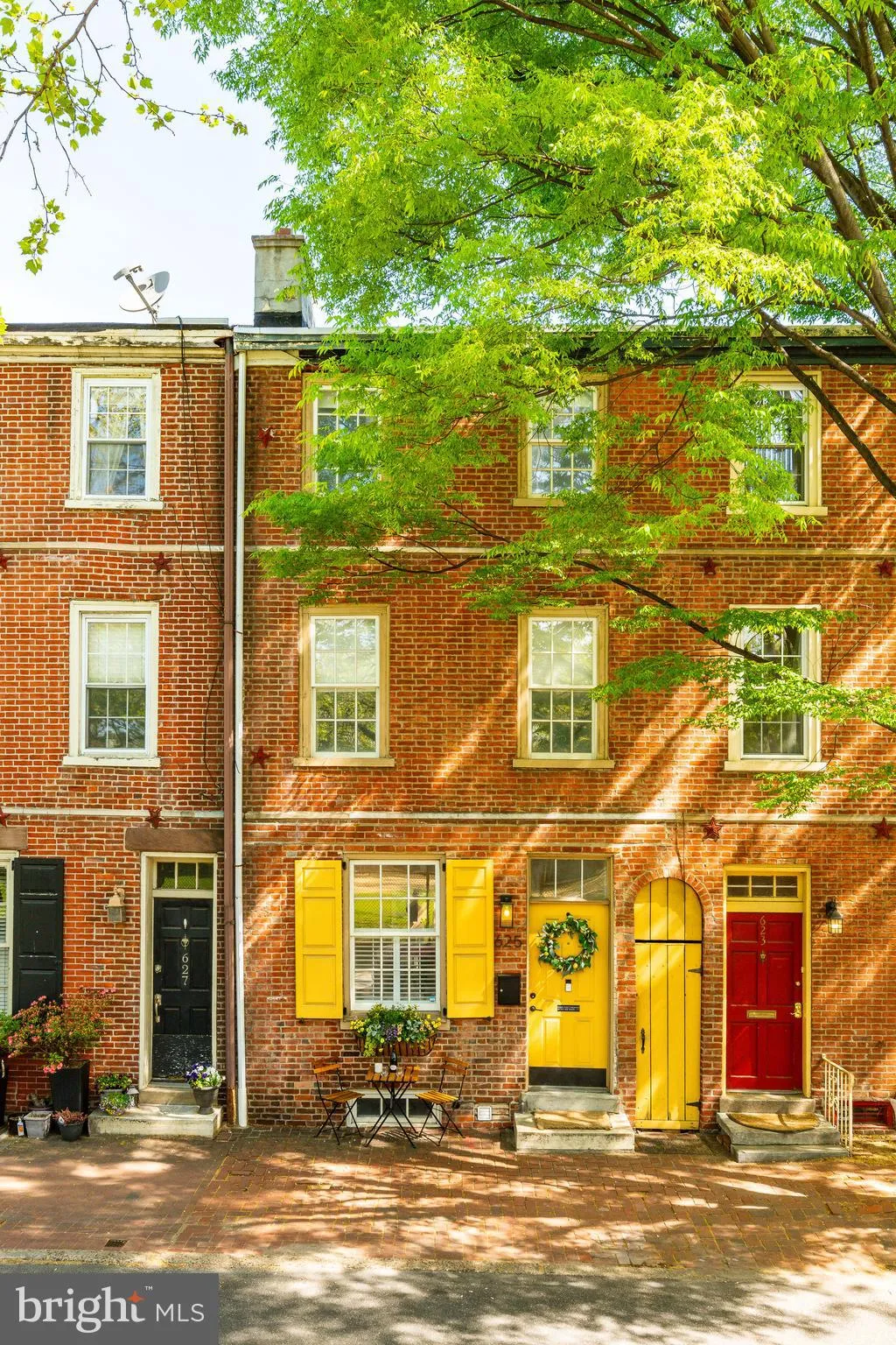 Philadelphia, Pennsylvania 19147, United States, 3 Bedrooms Bedrooms, ,3 BathroomsBathrooms,Residential,Pending,116631