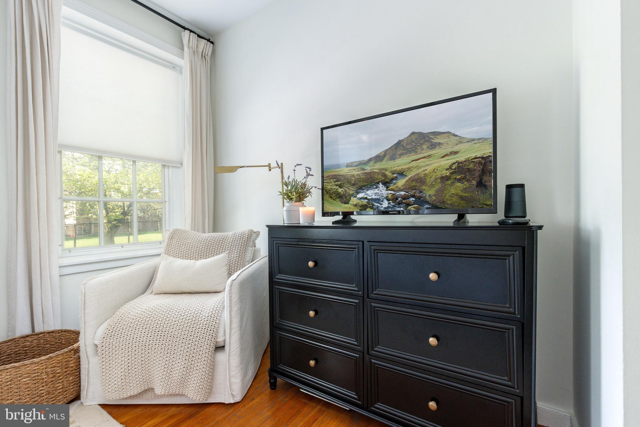 SOCIETY HILL - Residential