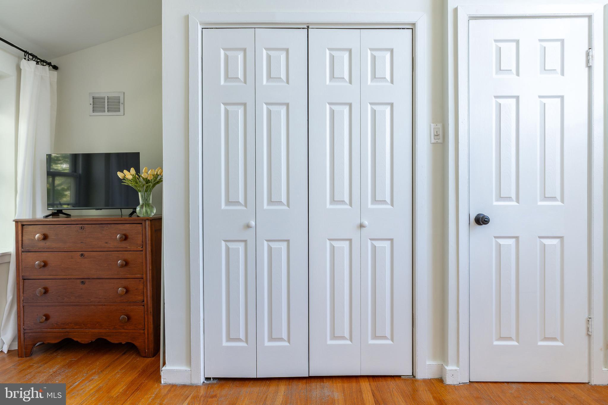 SOCIETY HILL - Residential