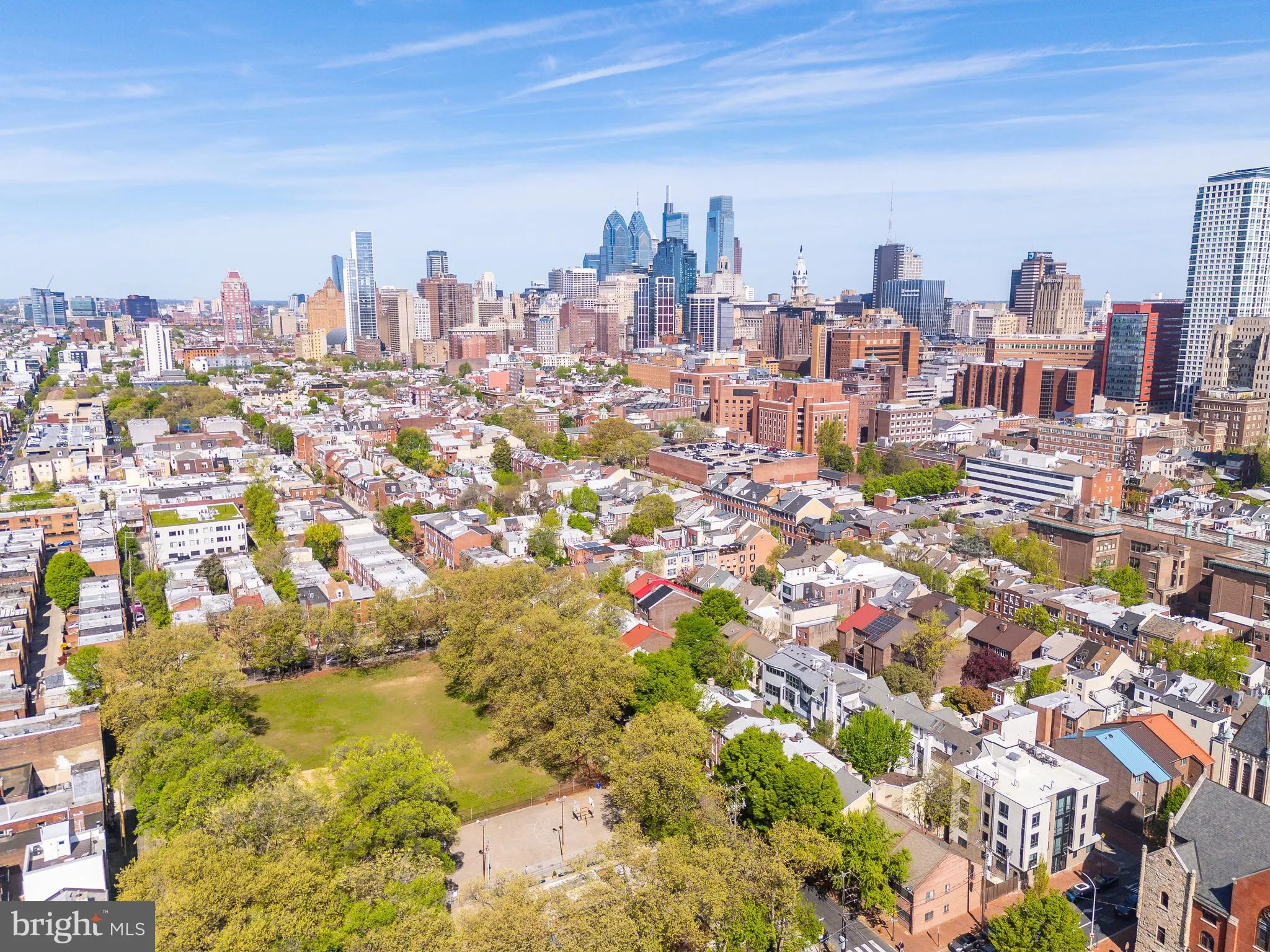 Philadelphia, Pennsylvania 19147, United States, 3 Bedrooms Bedrooms, ,3 BathroomsBathrooms,Residential,Pending,116631