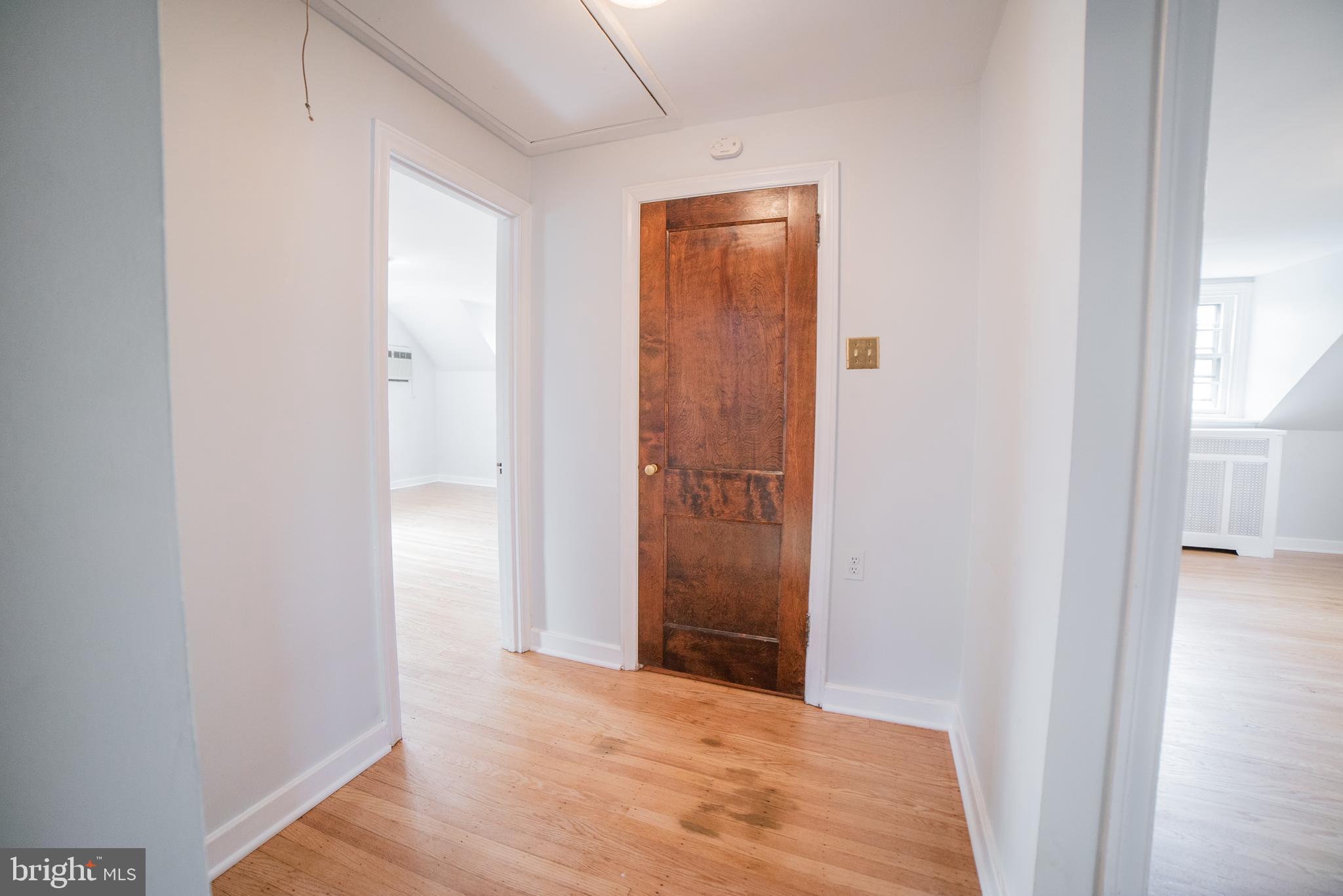 WYNNEWOOD PARK - Residential