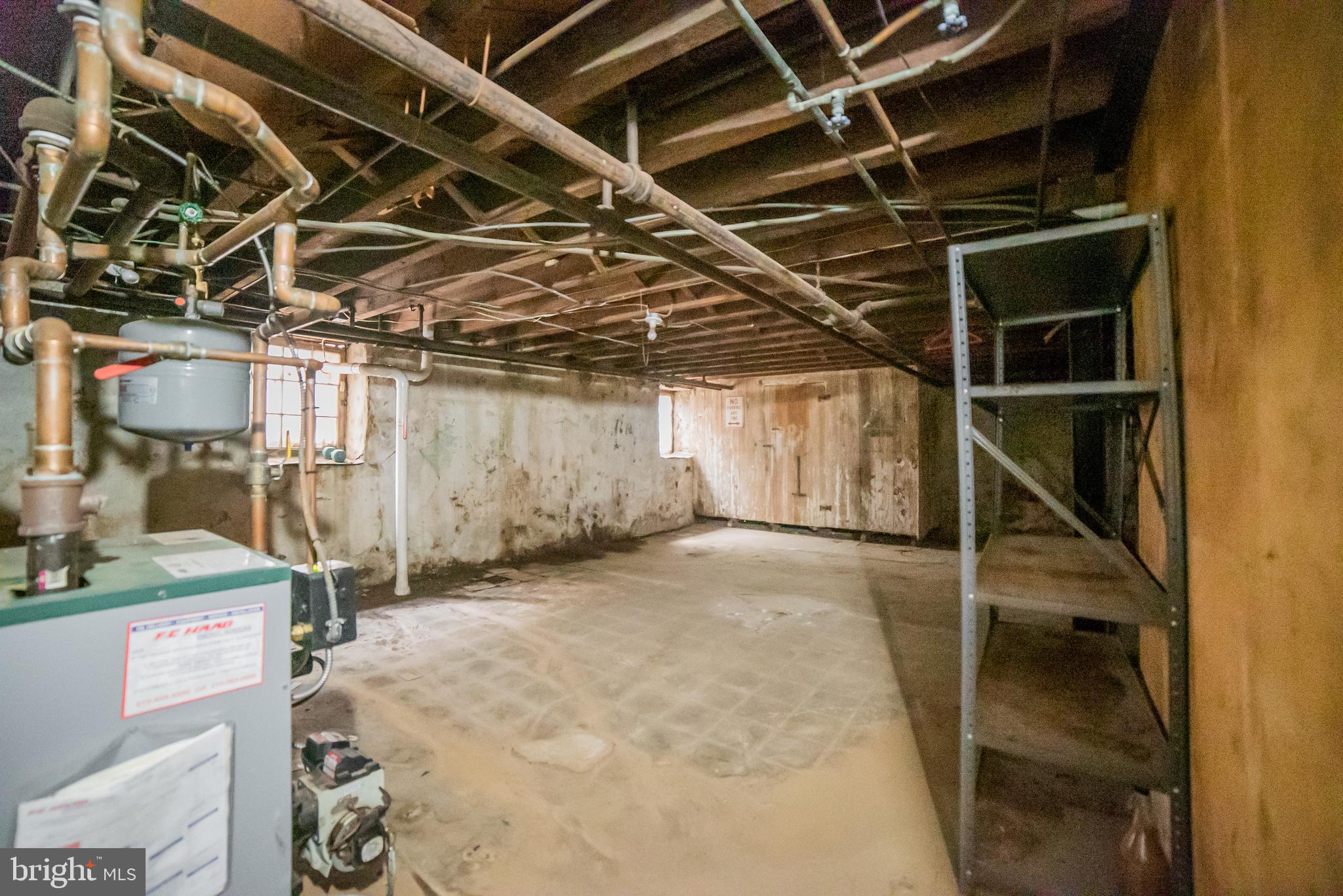 WYNNEWOOD PARK - Residential