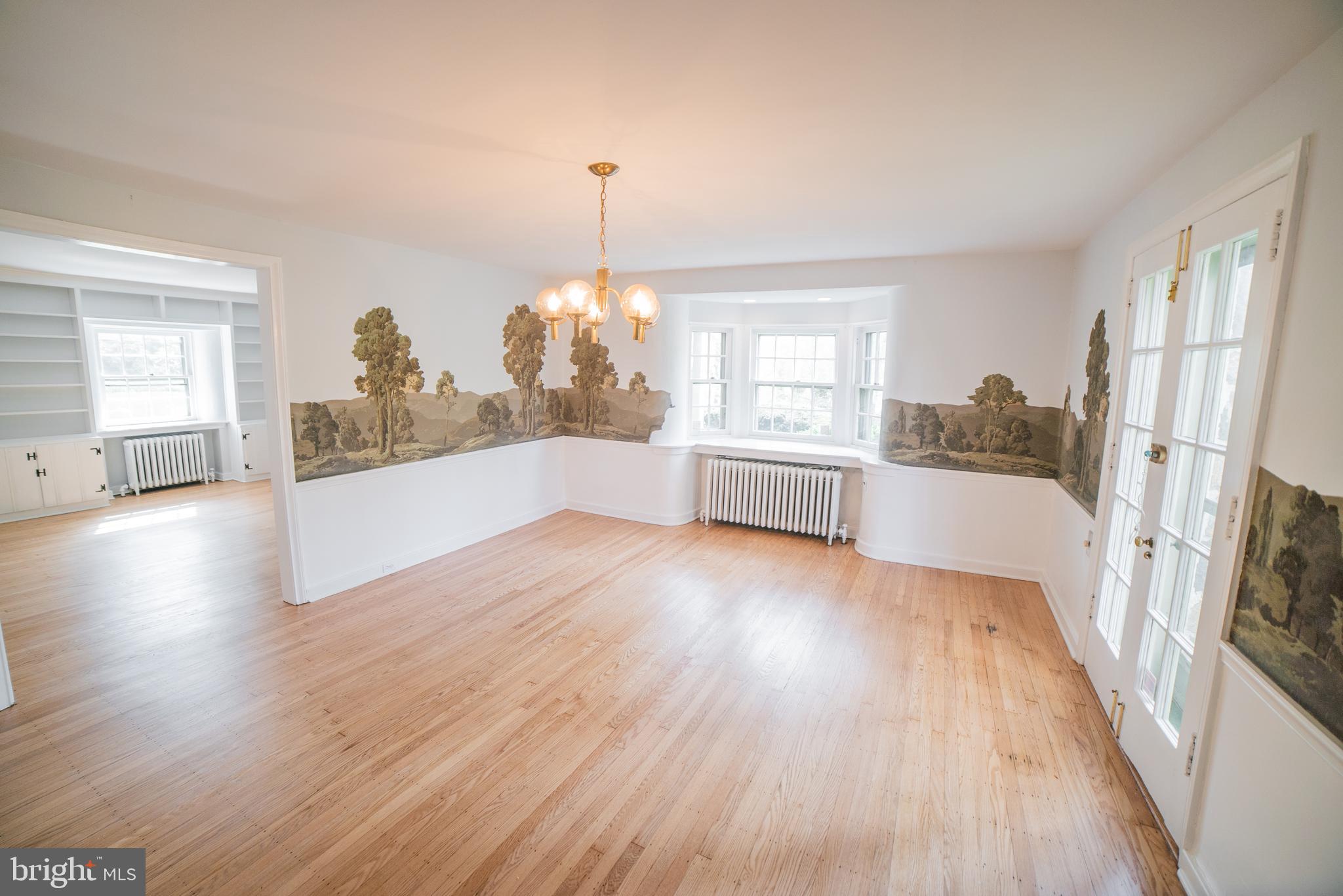 WYNNEWOOD PARK - Residential