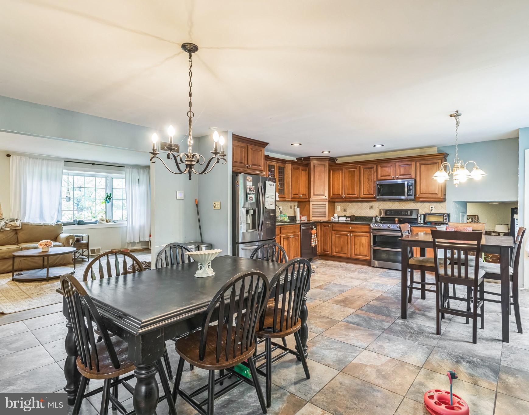 158 MERRY DELL DRIVE