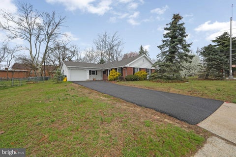 Homes For Rent - 2 S Sunset Road<br/> WILLINGBORO, NJ 08046