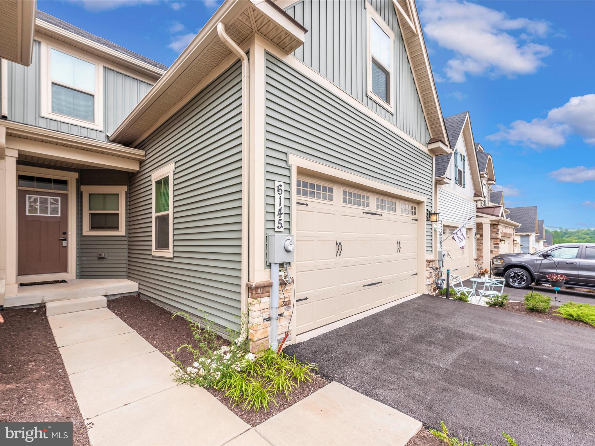 HARRINGTON TERRACE - Residential