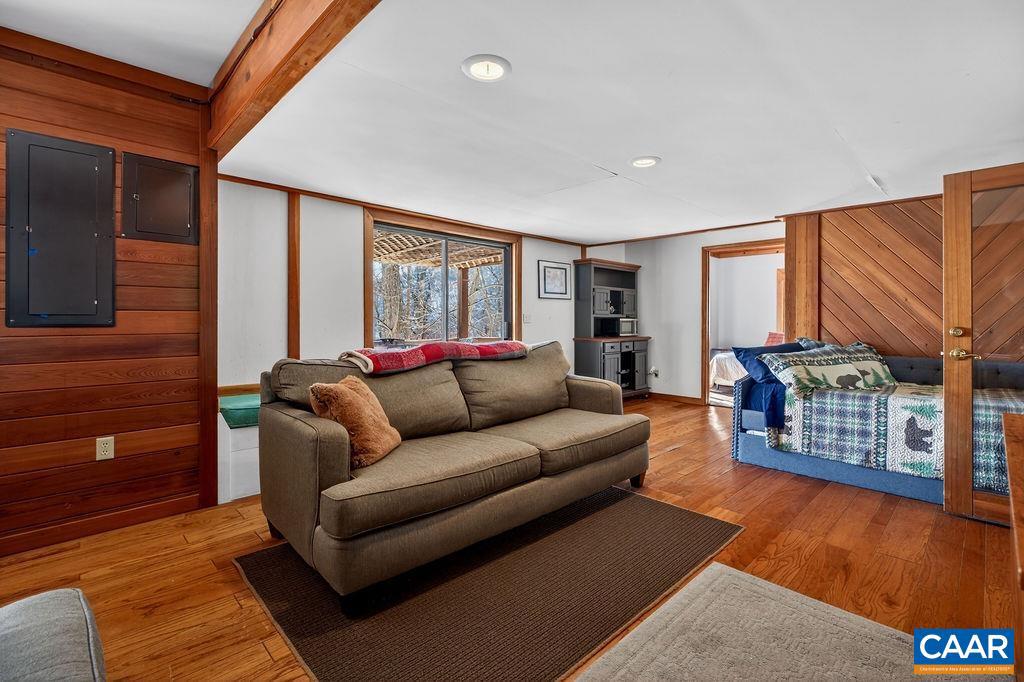 WINTERGREEN RESORT - Residential