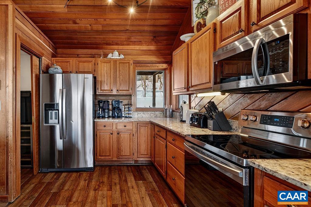 WINTERGREEN RESORT - Residential