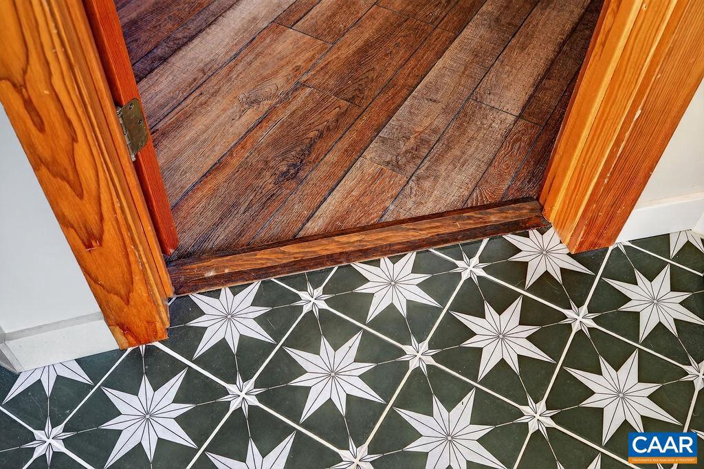 WINTERGREEN RESORT - Residential