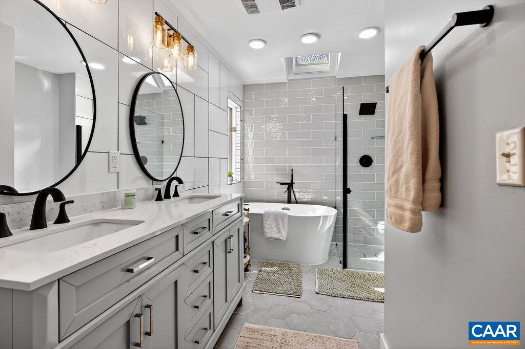 WINTERGREEN RESORT - Residential