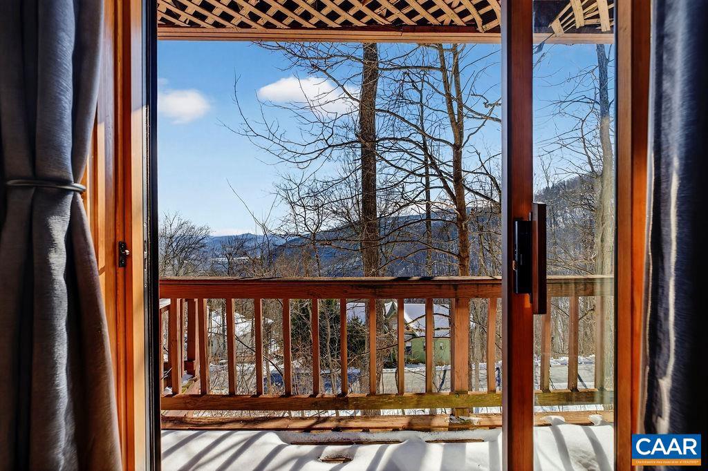 WINTERGREEN RESORT - Residential