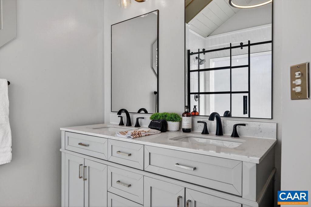 WINTERGREEN RESORT - Residential