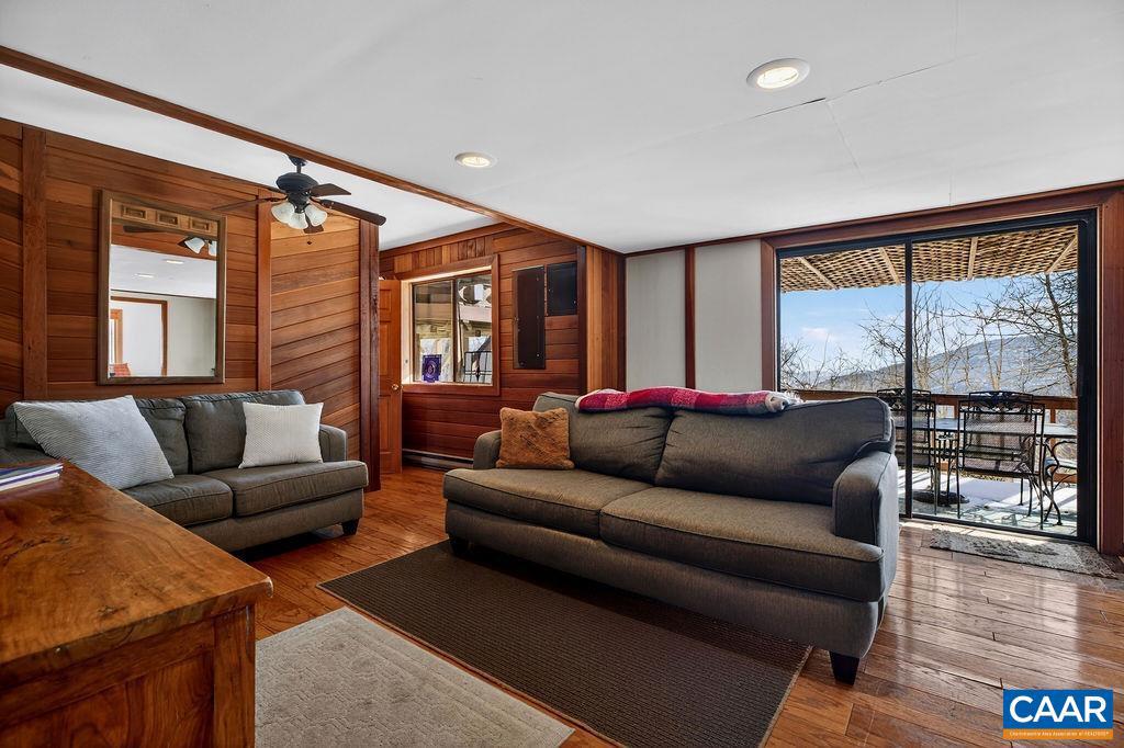 WINTERGREEN RESORT - Residential