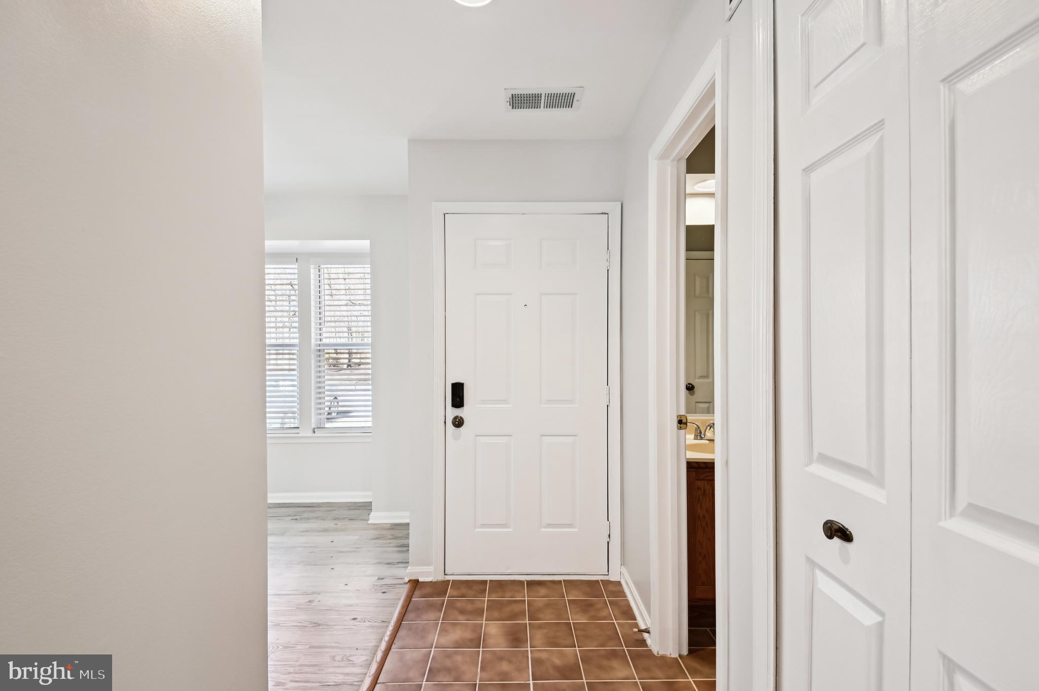 HUNT MEADOW - Residential