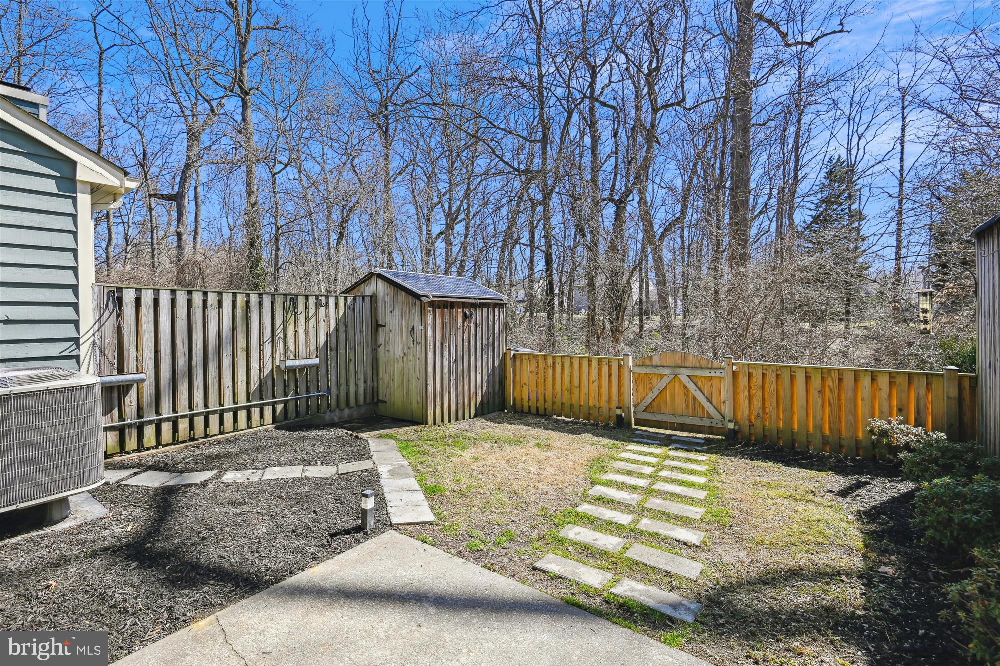 HUNT MEADOW - Residential