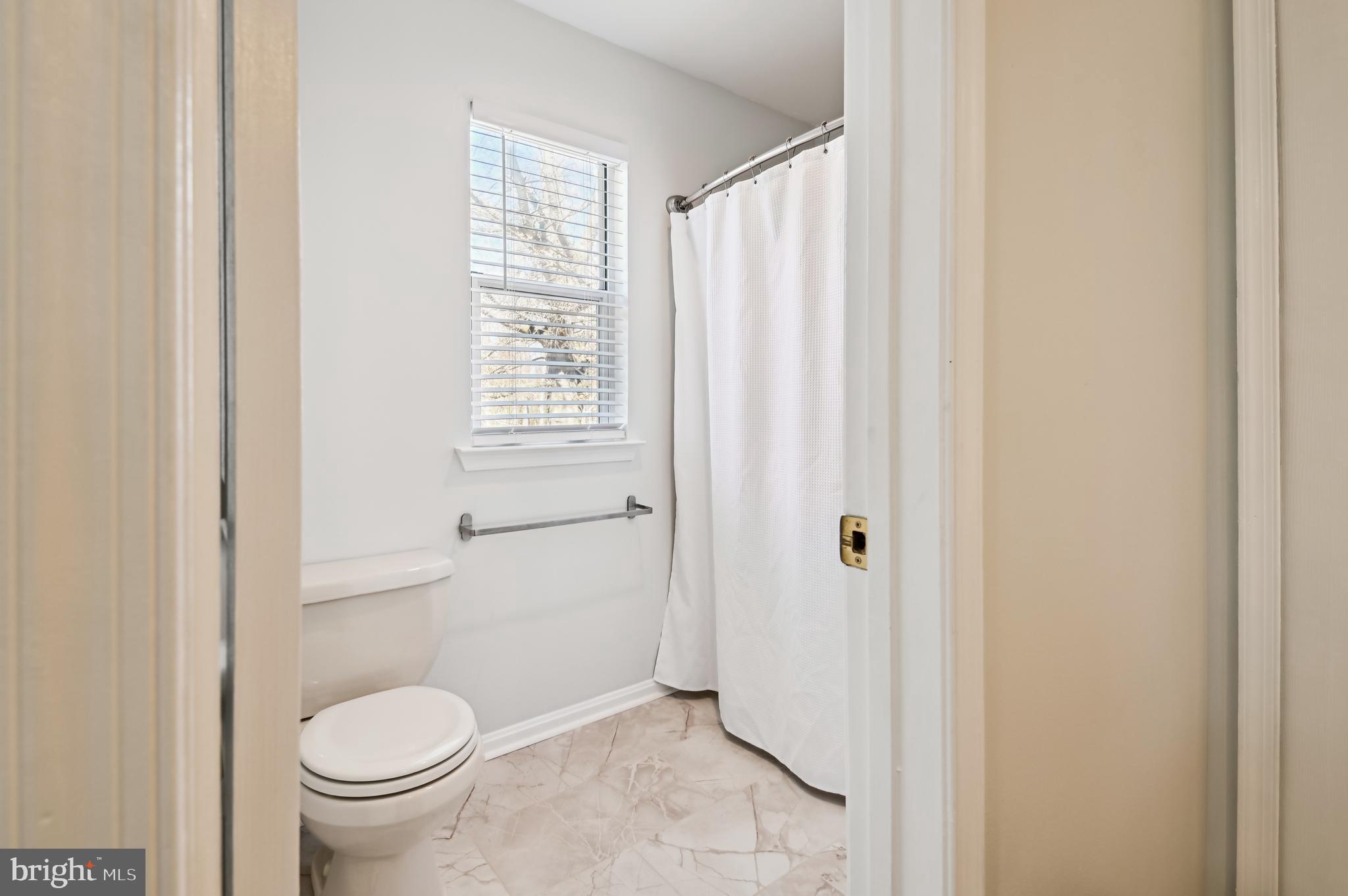 HUNT MEADOW - Residential