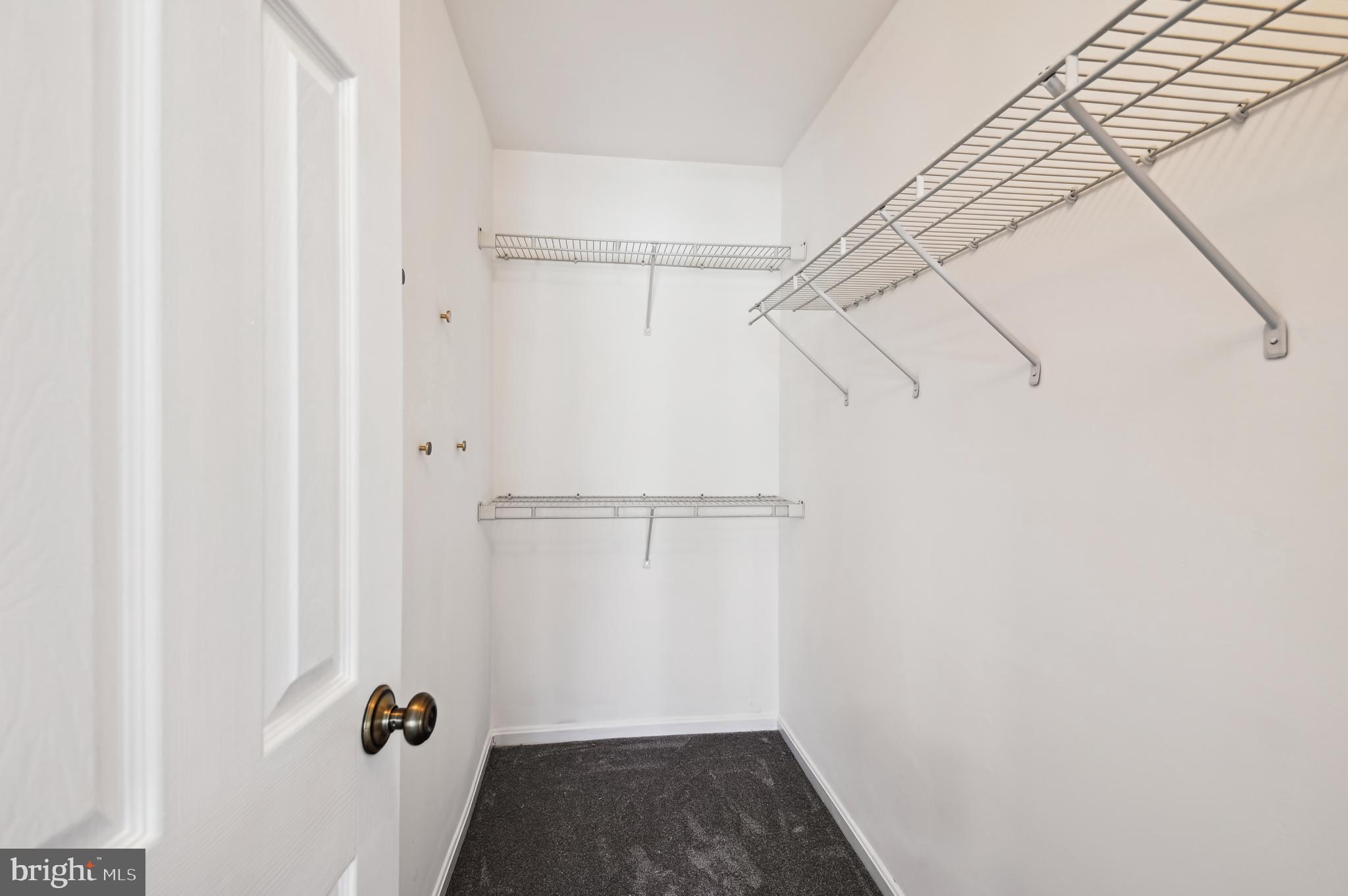 HUNT MEADOW - Residential