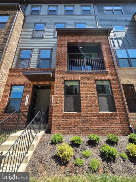 Townhouse For Rent - 4540 Dandelion Loop #196<br/> Fairfax County, CHANTILLY, VA 20151