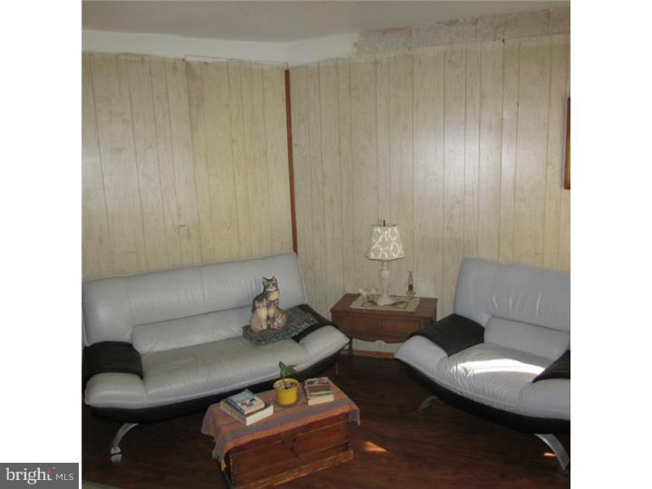 FRANKFORD - Residential