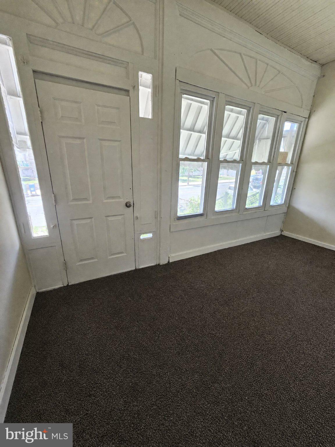 302 PENNINGTON AVENUE