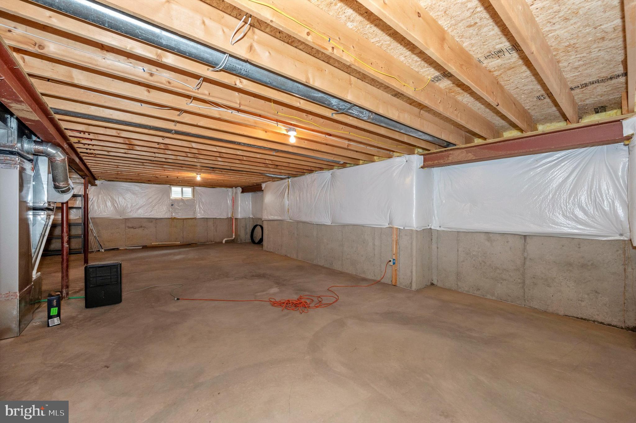 FOXFIELD AT MIDDLETOWN - Residential