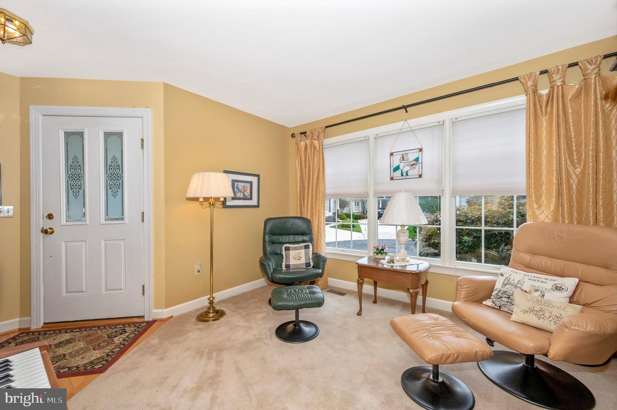 FOXFIELD AT MIDDLETOWN - Residential