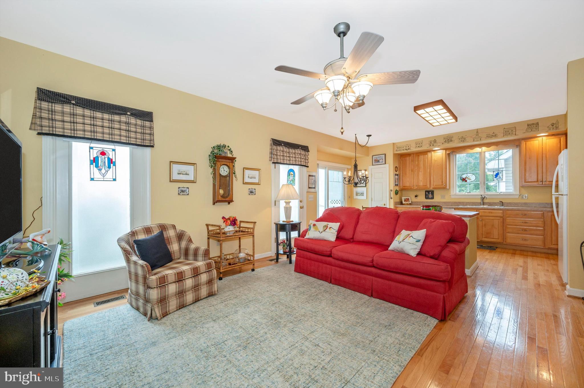 FOXFIELD AT MIDDLETOWN - Residential