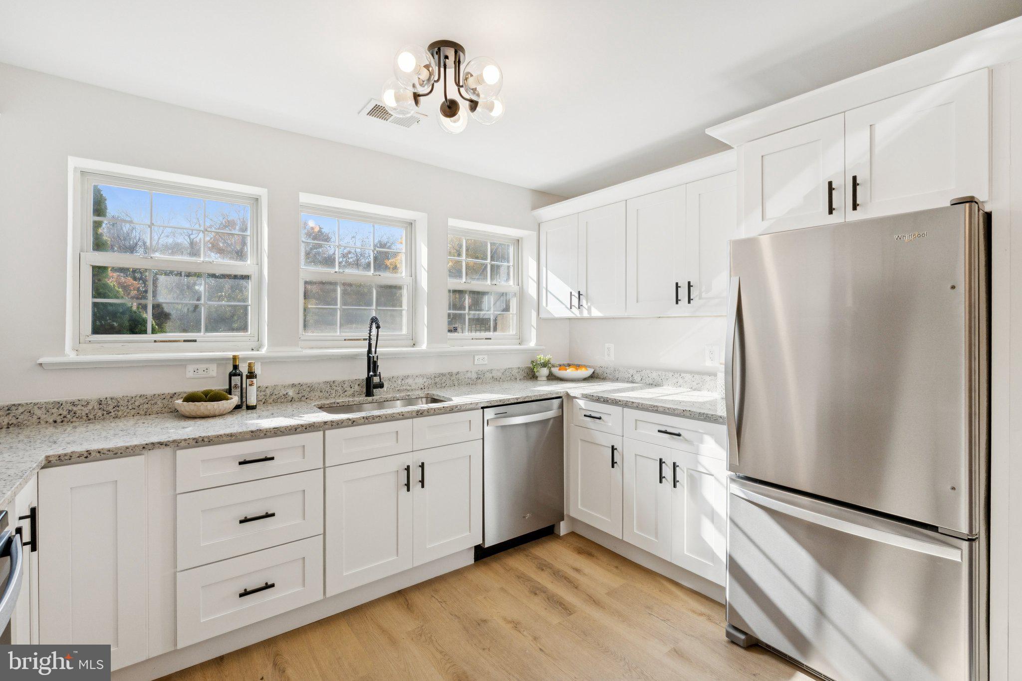 APPLEGATE - Residential