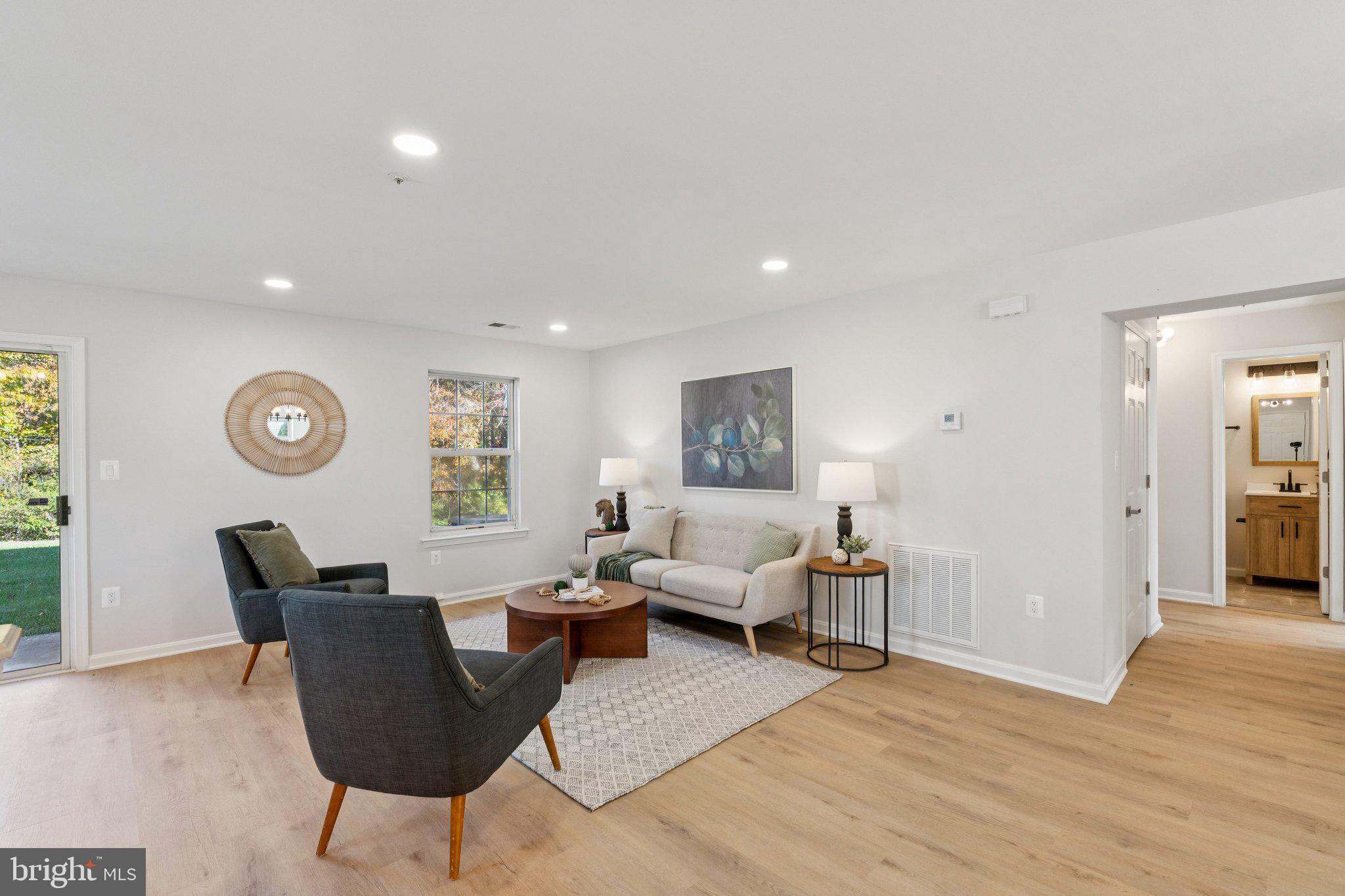 APPLEGATE - Residential