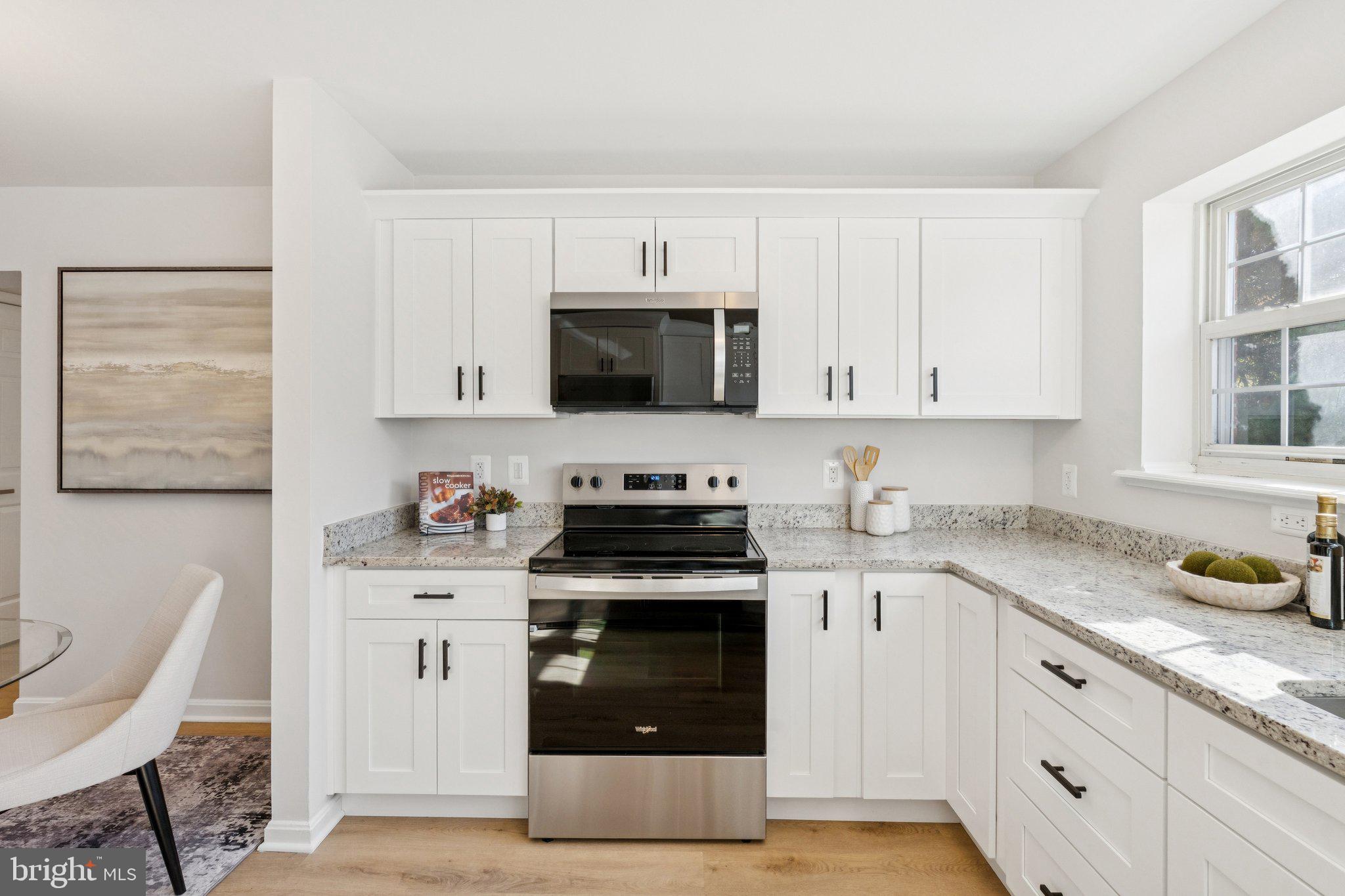 APPLEGATE - Residential