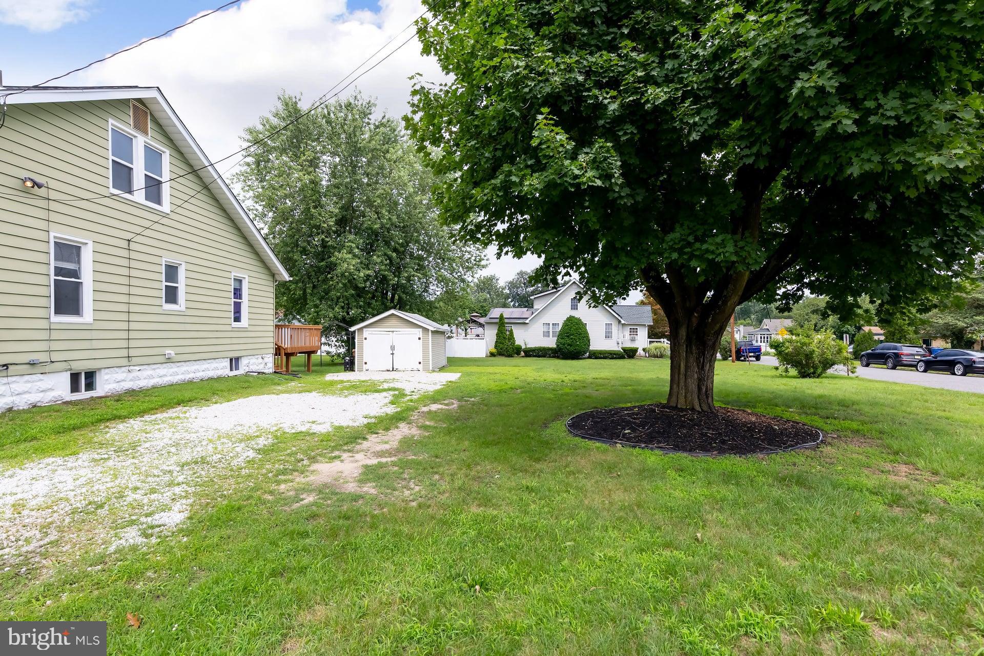 16 MANTUA ROAD