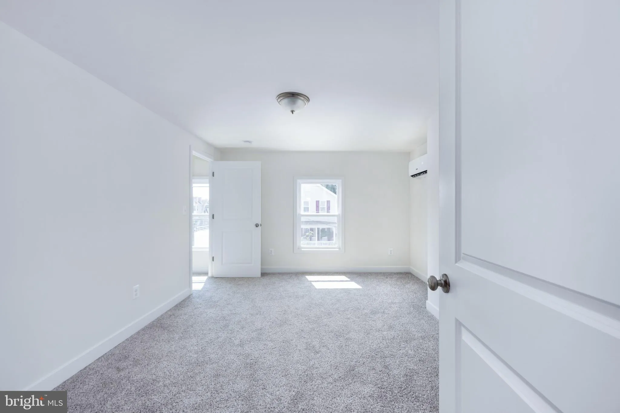 Fredericksburg, Virginia 22401, United States, 3 Bedrooms Bedrooms, ,2 BathroomsBathrooms,Residential,Contingent,32026