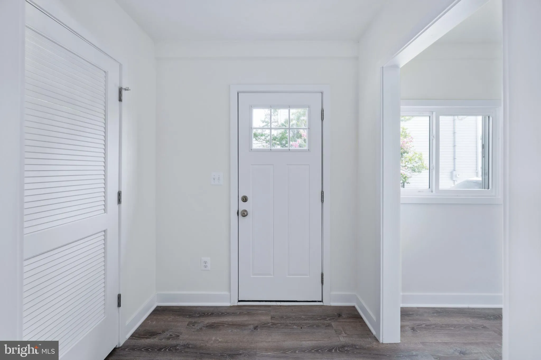 Fredericksburg, Virginia 22401, United States, 3 Bedrooms Bedrooms, ,2 BathroomsBathrooms,Residential,Contingent,32026