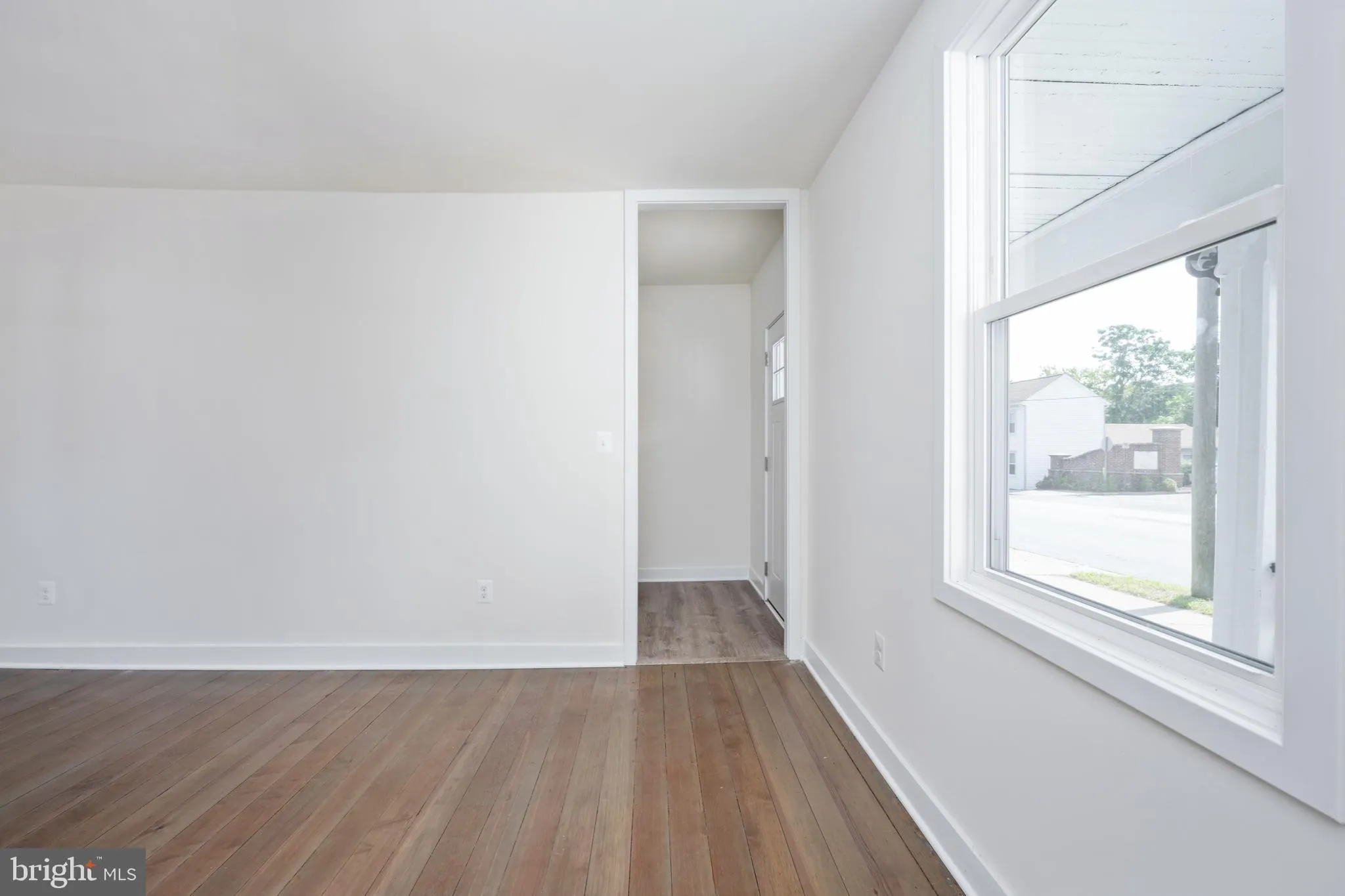 Fredericksburg, Virginia 22401, United States, 3 Bedrooms Bedrooms, ,2 BathroomsBathrooms,Residential,Contingent,32026