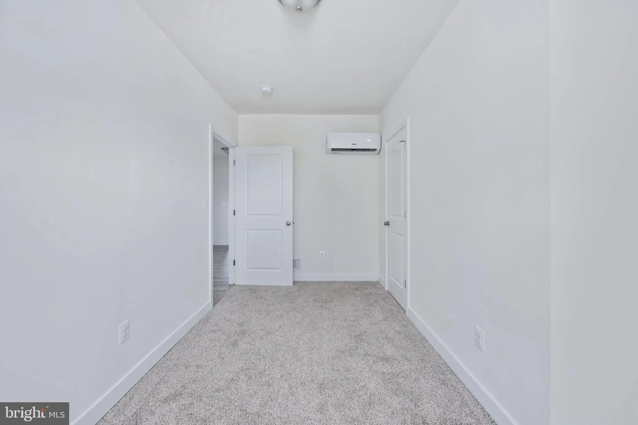 Fredericksburg, Virginia 22401, United States, 3 Bedrooms Bedrooms, ,2 BathroomsBathrooms,Residential,Contingent,32026