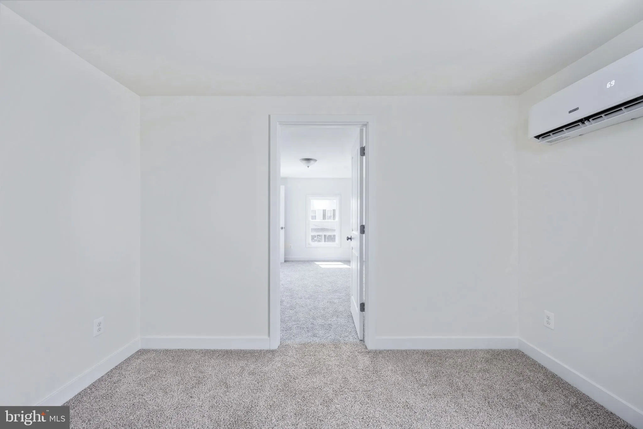 Fredericksburg, Virginia 22401, United States, 3 Bedrooms Bedrooms, ,2 BathroomsBathrooms,Residential,Contingent,32026