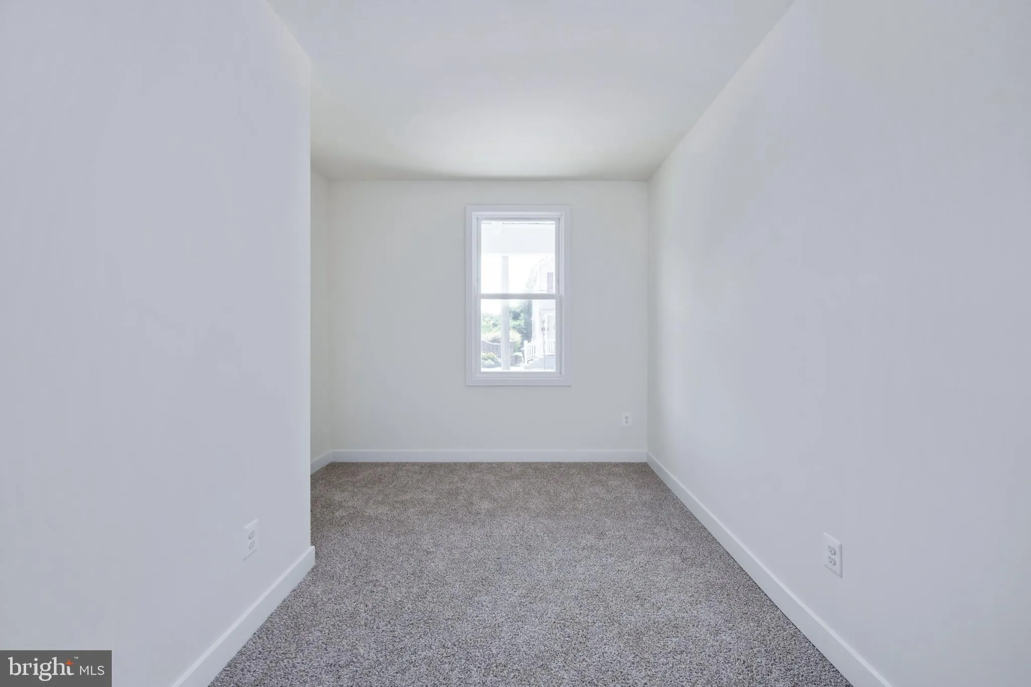 Fredericksburg, Virginia 22401, United States, 3 Bedrooms Bedrooms, ,2 BathroomsBathrooms,Residential,Contingent,32026