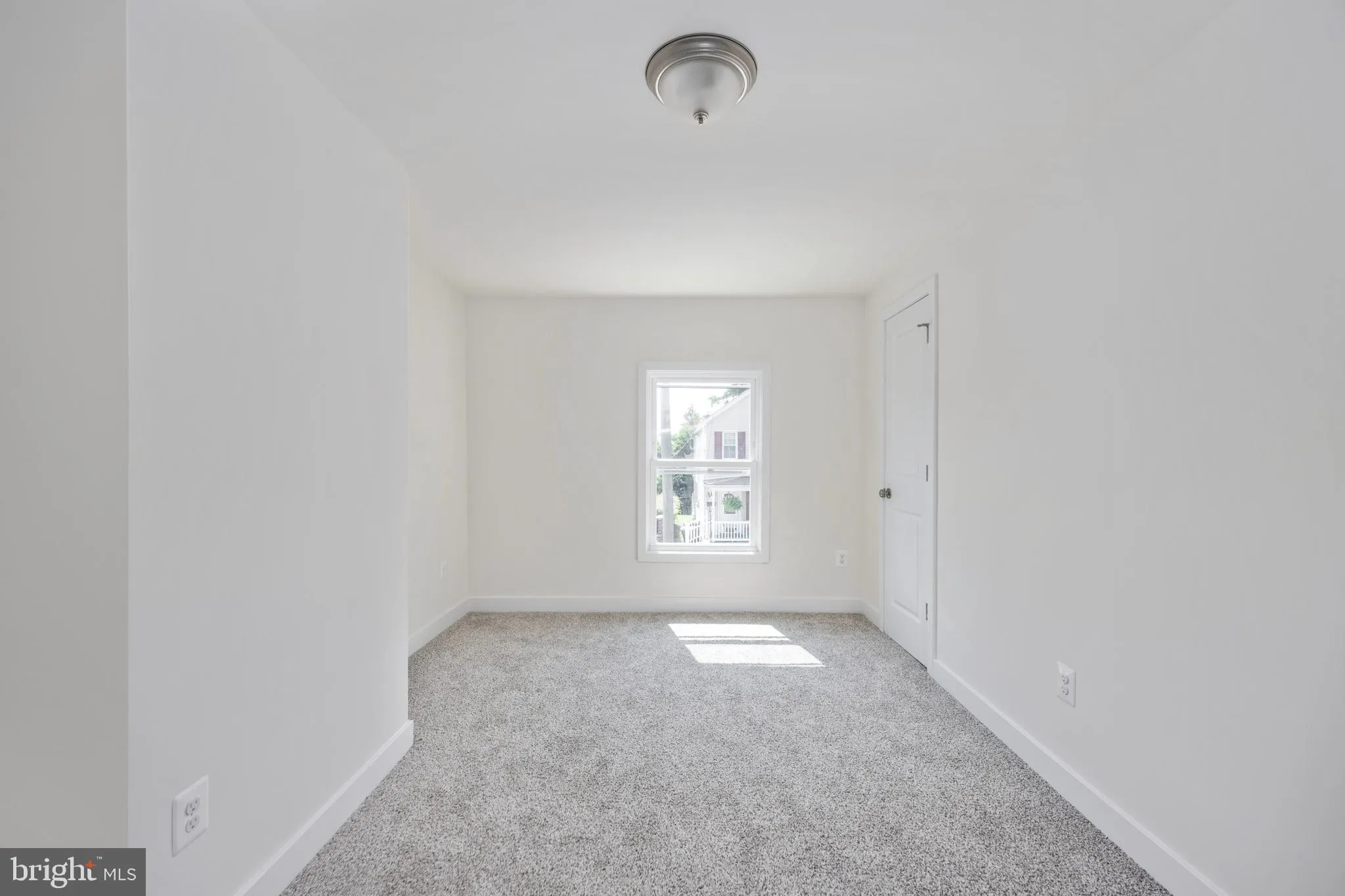 Fredericksburg, Virginia 22401, United States, 3 Bedrooms Bedrooms, ,2 BathroomsBathrooms,Residential,Contingent,32026