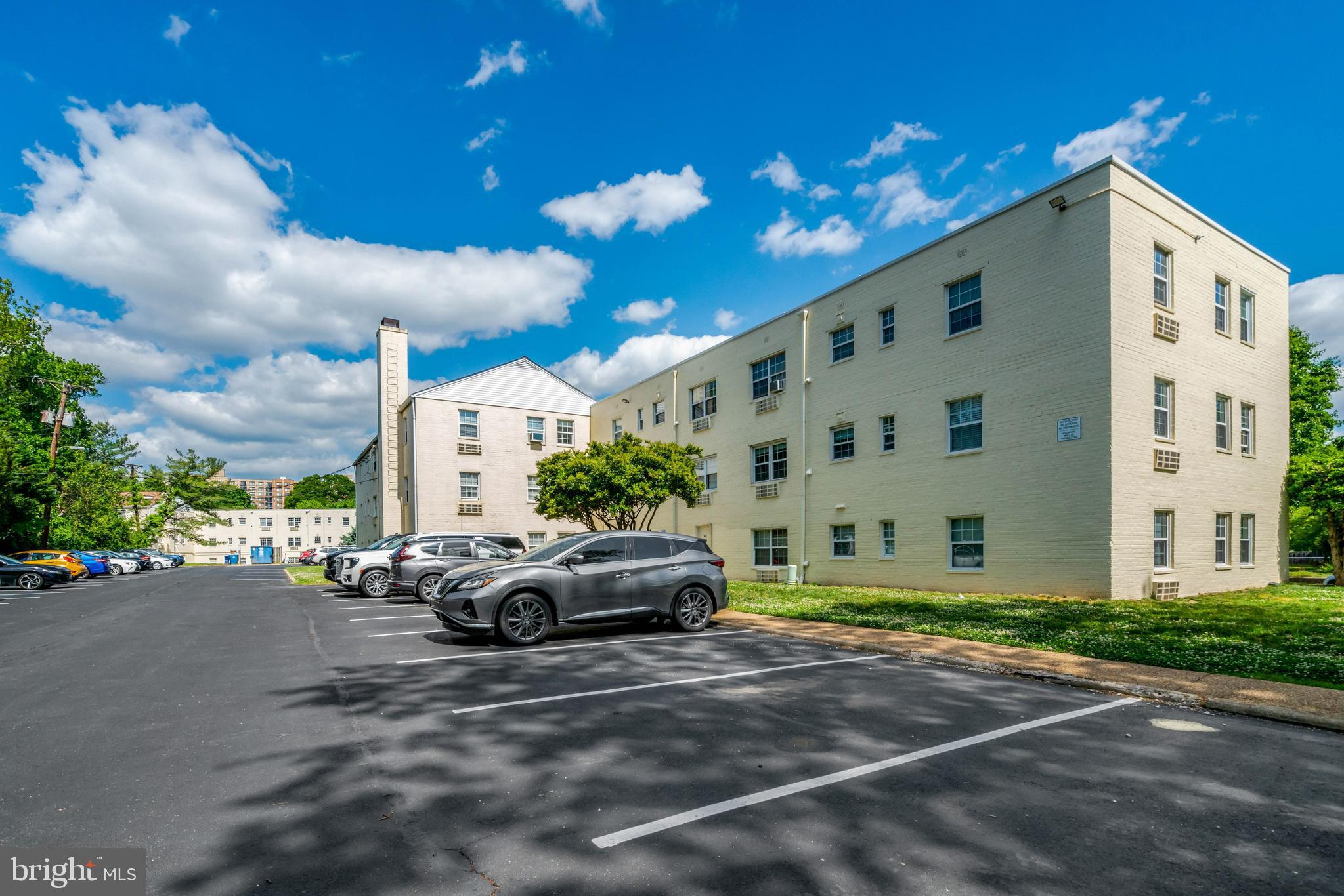 FARRINGTON PLACE - Residential