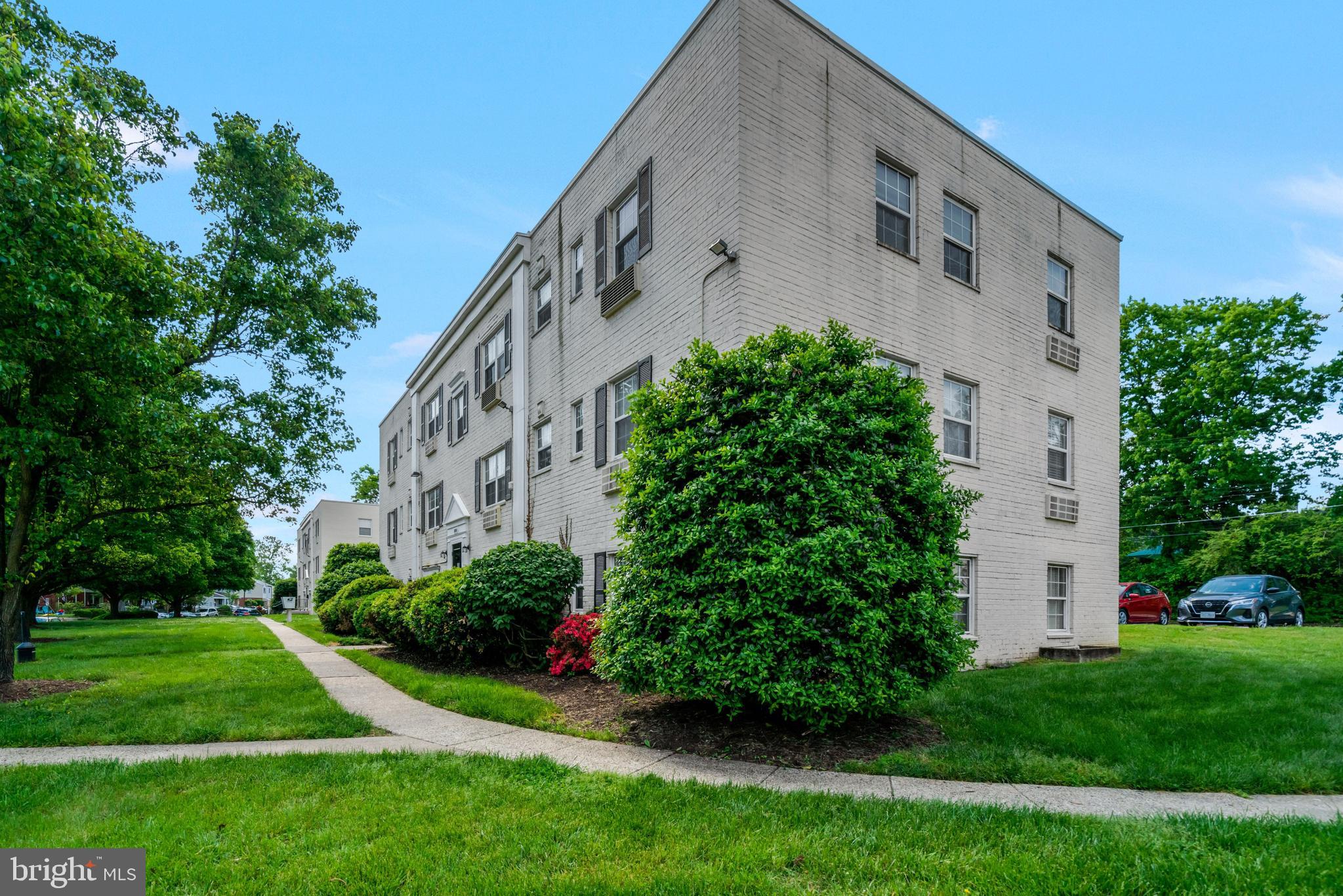 FARRINGTON PLACE - Residential