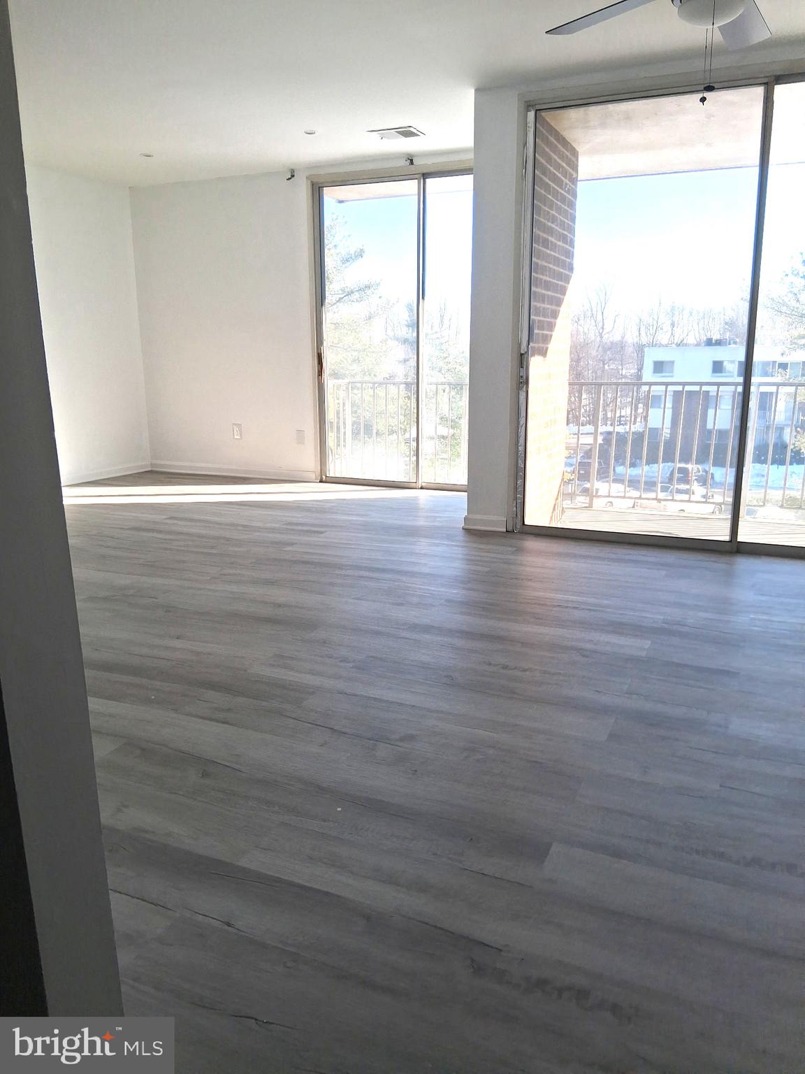 PINES CONDOMINIUM - Residential