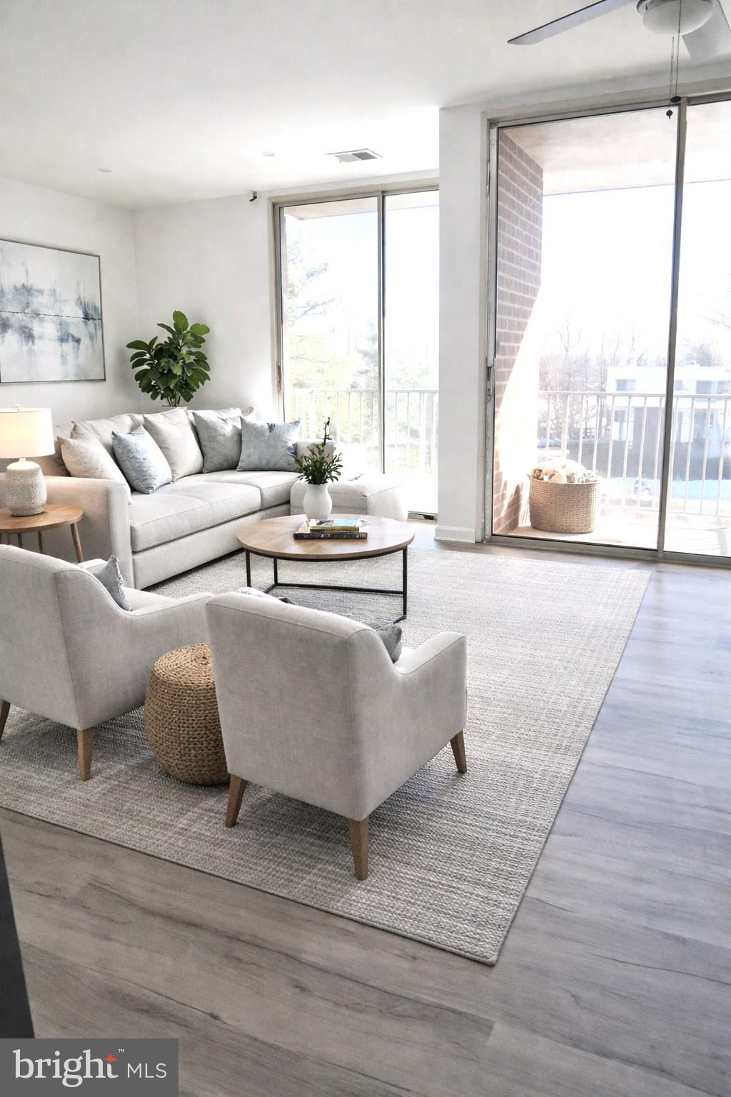 PINES CONDOMINIUM - Residential