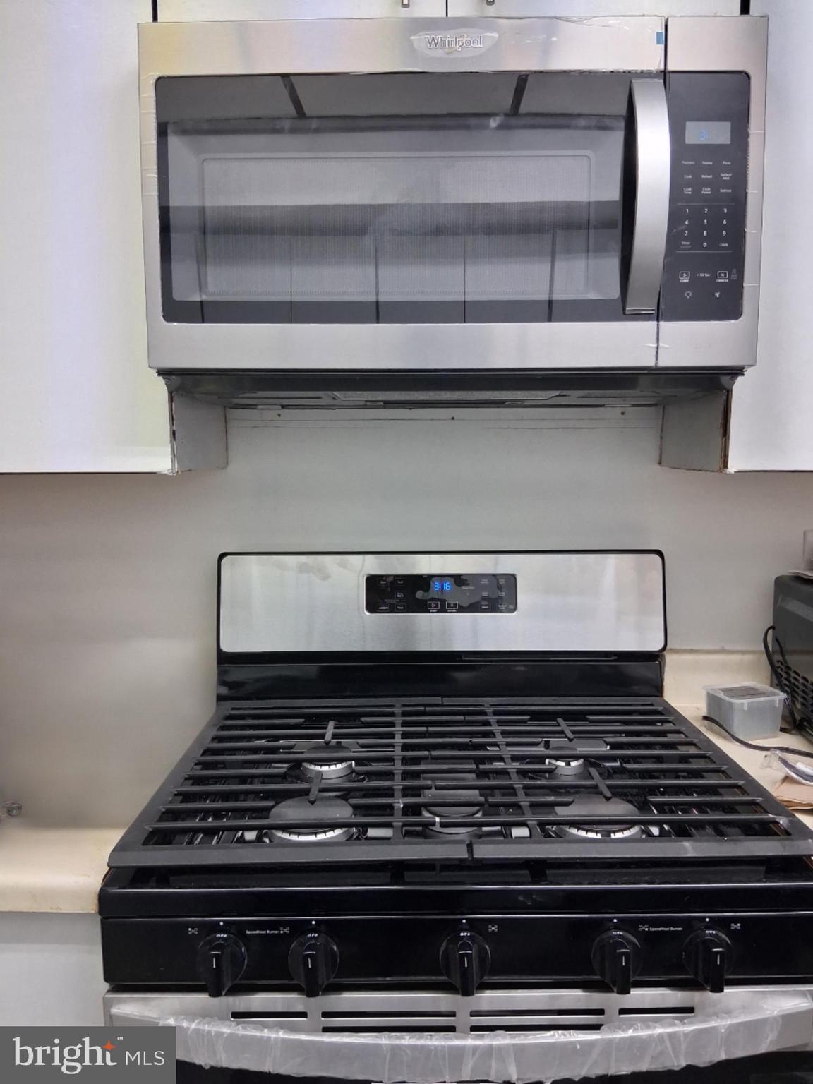 PINES CONDOMINIUM - Residential