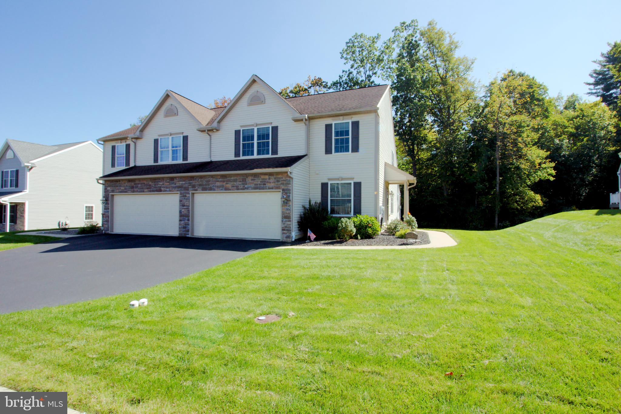 GREEN VALLEY WEST - Residential