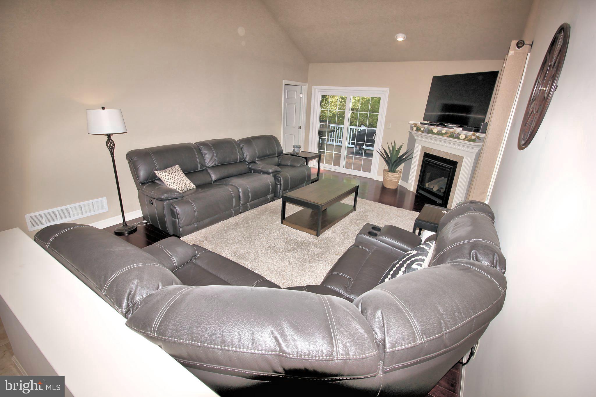 GREEN VALLEY WEST - Residential