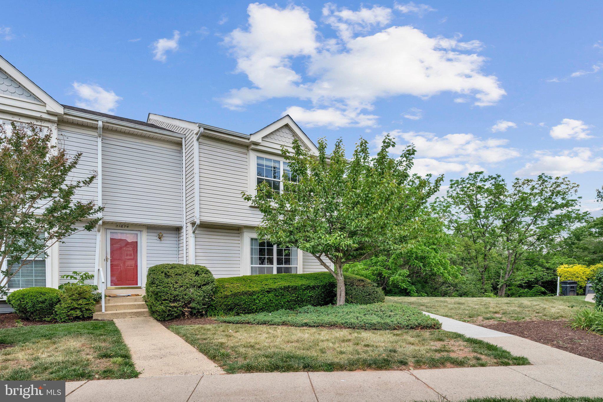 ROLLING RIDGE - Residential