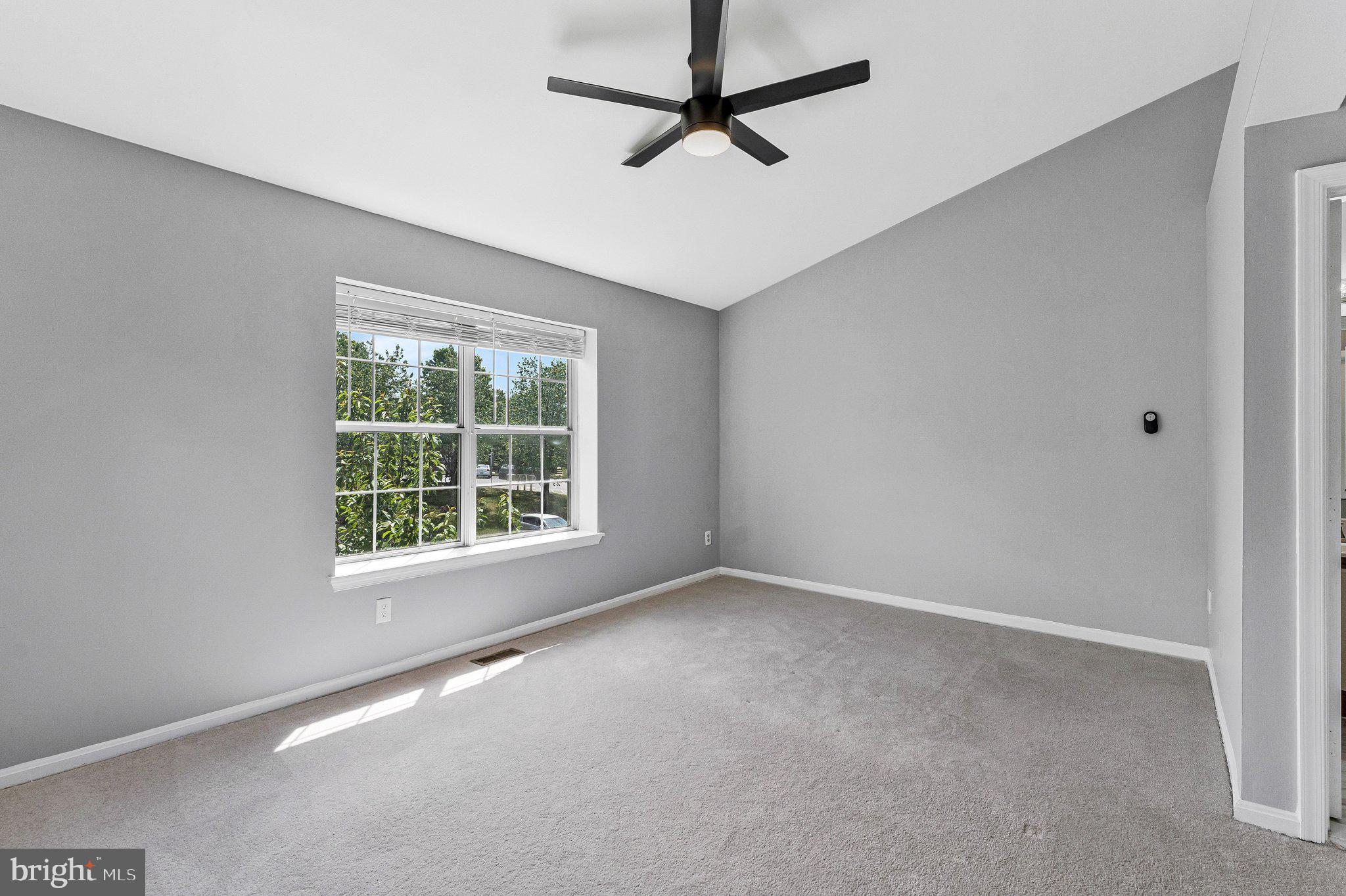 ROLLING RIDGE - Residential
