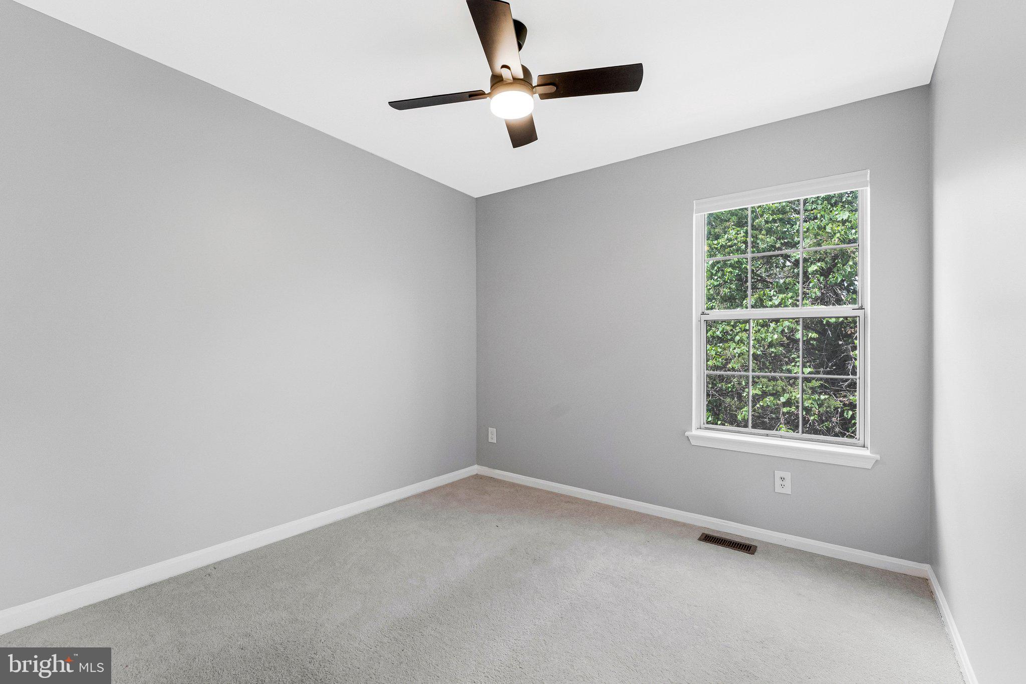 ROLLING RIDGE - Residential