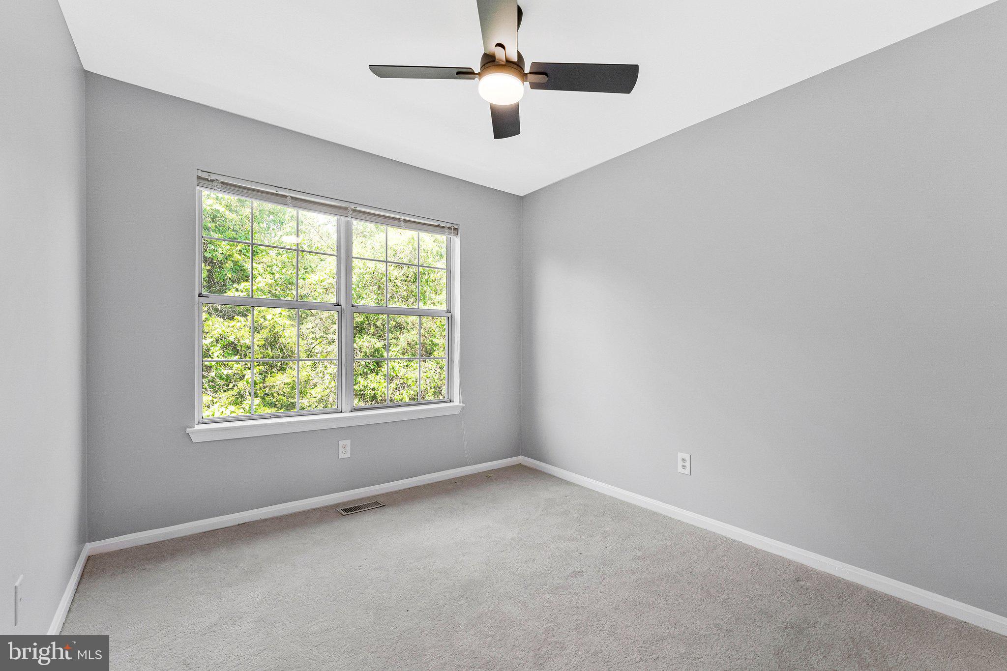 ROLLING RIDGE - Residential