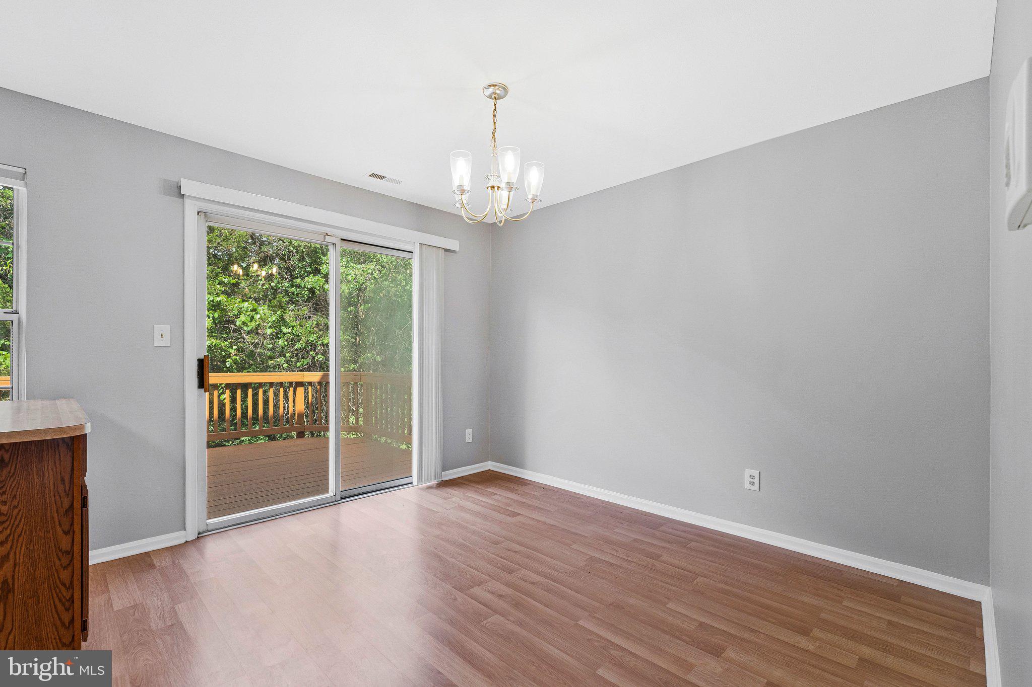 ROLLING RIDGE - Residential